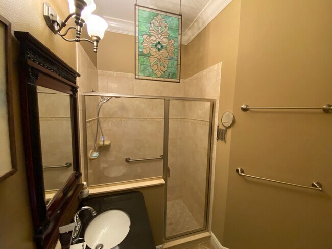 Dormitorio de invitados BA - 213 Harmony Ln