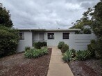 Foto principal - Move-In Ready 2-Bedroom Escondido Charmer!...