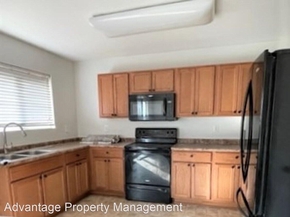 Primary Photo - 3 br, 2 bath House - 103 Thornley Court