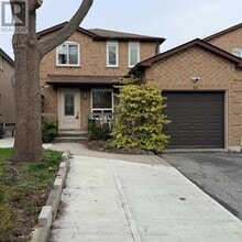 Building Photo - 65 Hewitt Crescent