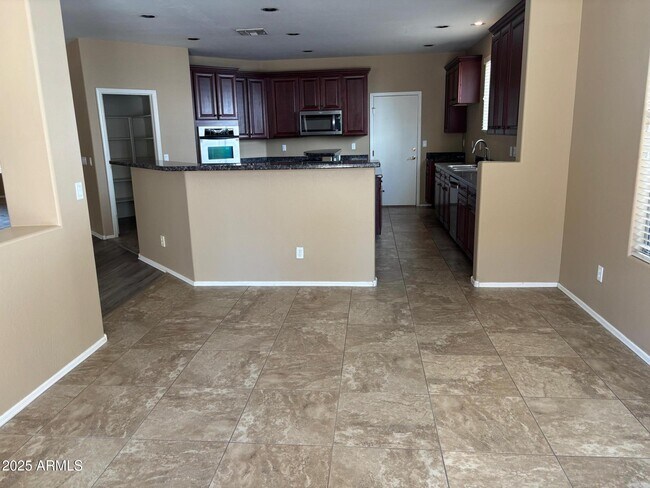Building Photo - 3553 E Melody Ln