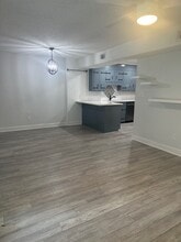 Building Photo - 8453 Old Spanish Trail Rd