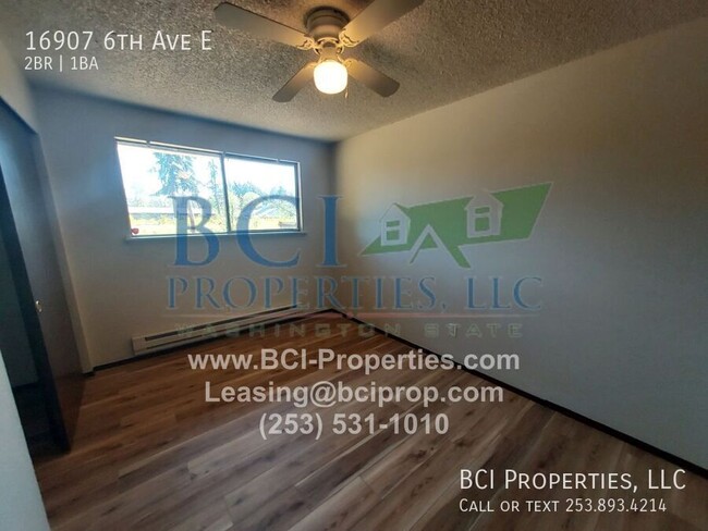 Building Photo - 16907 6th Ave E