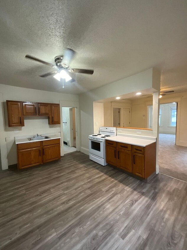 Foto principal - 1241 N 34th St