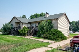 Building Photo - 1636 E Pitkin St