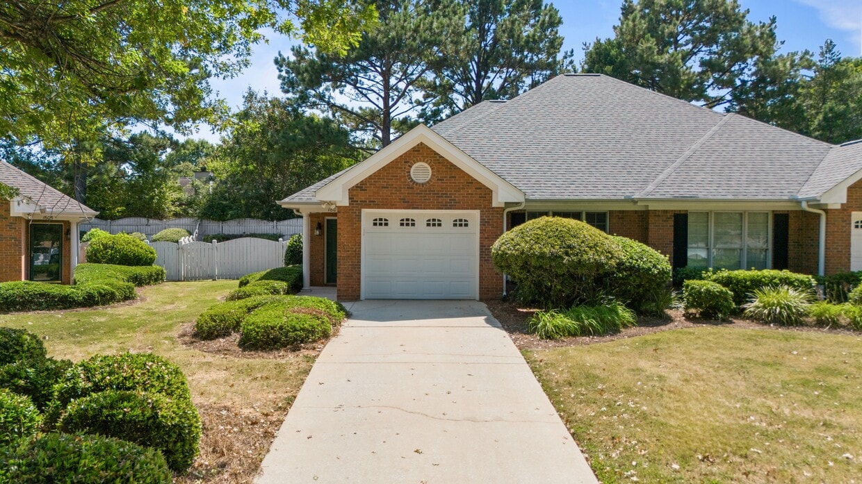 Photo - 1601 Over Cup Cir (Auburn, AL)