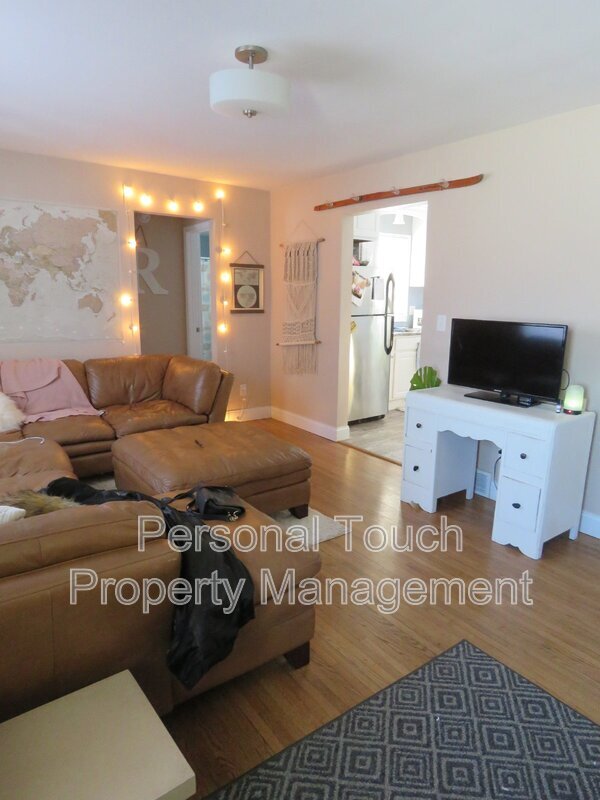 Primary Photo - 1438 9th St N