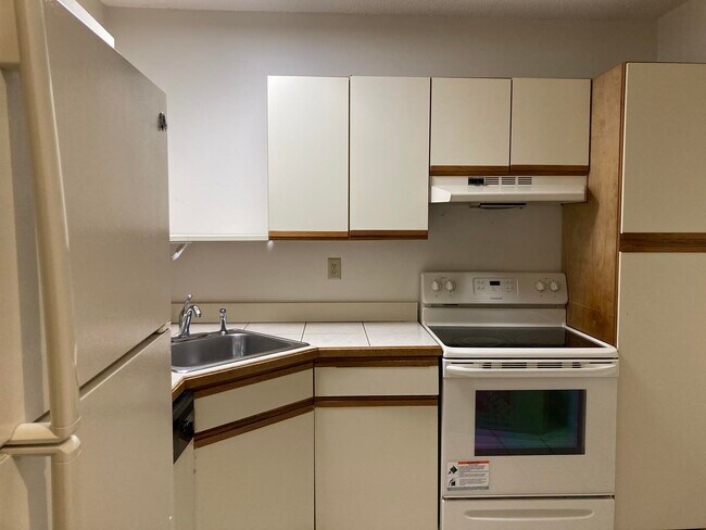 Building Photo - 117 Cluff Crossing Rd
