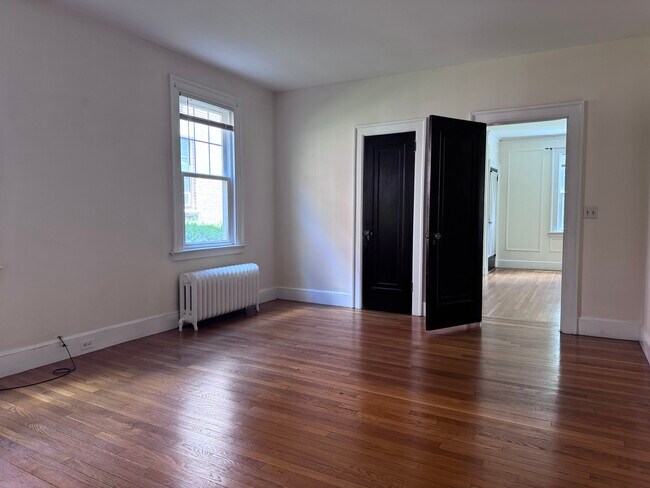 Foto del edificio - 142 Everit St