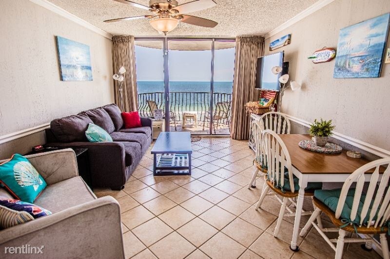 Foto principal - 2406 N Ocean Blvd