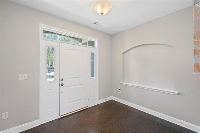 Building Photo - 5153 Elkins Ln