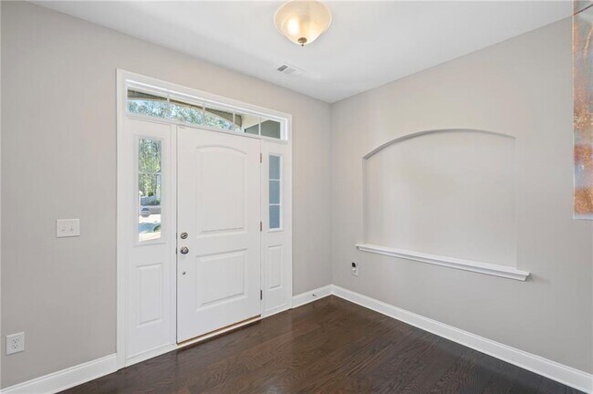 Foto del edificio - 5153 Elkins Ln