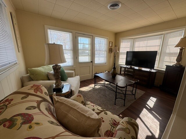 Foto del edificio - 2403 New Holland Pike