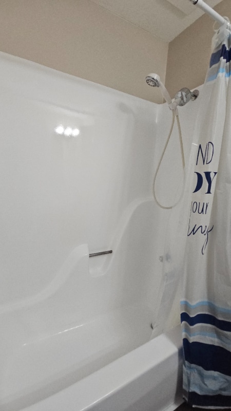 Building Photo - 2040 Indian Point Rd