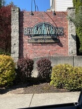 Building Photo - 631 W Bakerview Rd
