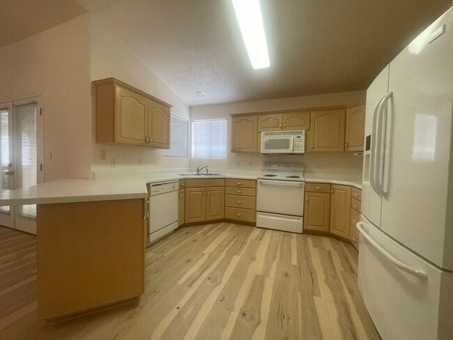 Building Photo - Ivins Single Family Home