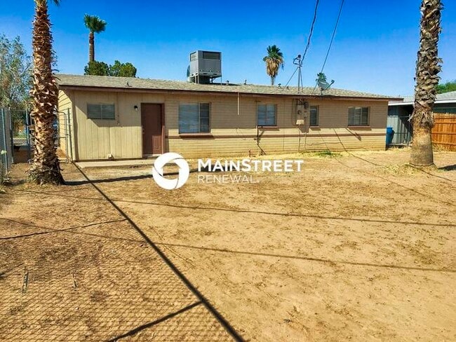 Foto del edificio - 3 Bedroom Pet-Friendly Home in Phoenix, AZ...