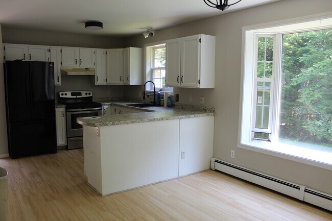 Foto del edificio - 64 Smithwood Dr
