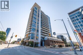 Building Photo - 85 Duke St W