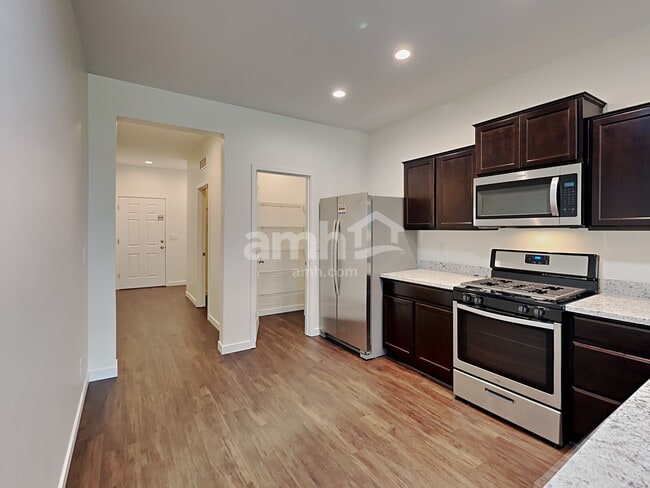 Building Photo - 19429 21st Ave Ct E