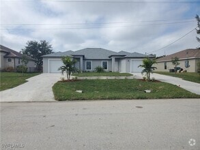 Building Photo - 3418 SW 17th Ave