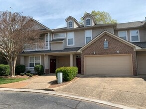 Building Photo - 1020 Grand Oak Ln