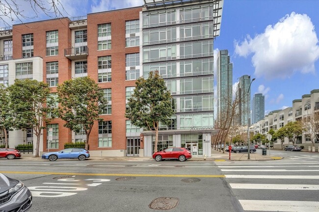 Building Photo - 200 Brannan St