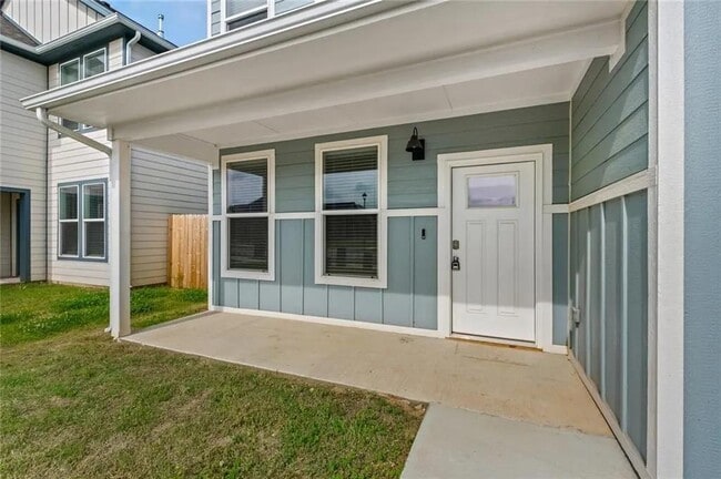 Photo - 283 S Neon Ave House