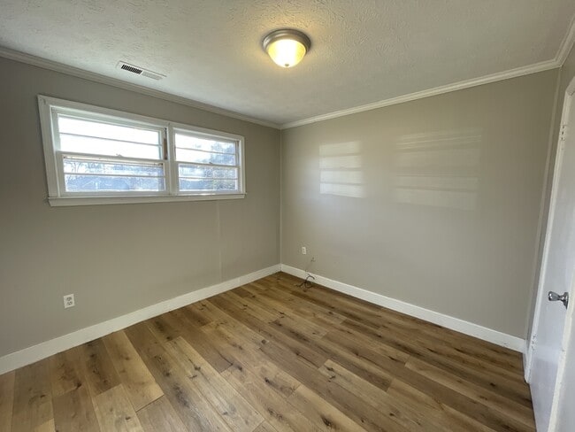 Photo - 2716 Galts Mill Rd (Madison Heights, VA) Apartment