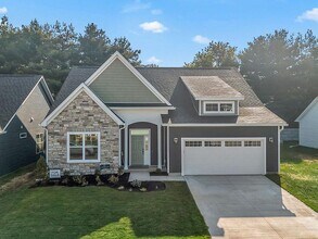 Building Photo - 4651 S Quinn Dr