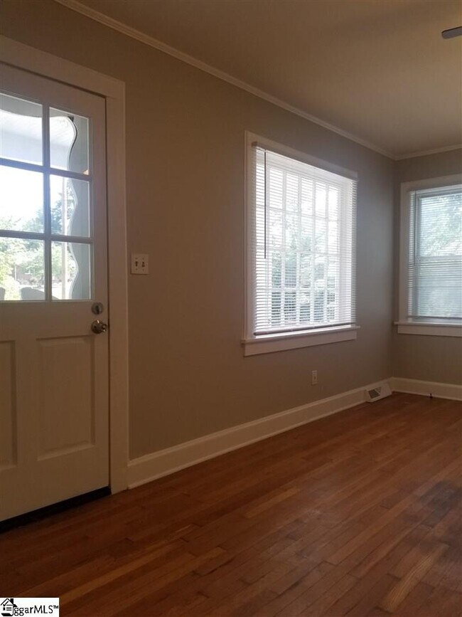 Foto del edificio - 409 Pine St