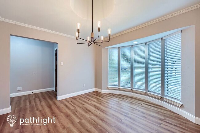 Building Photo - 5612 Trail Crest Dr