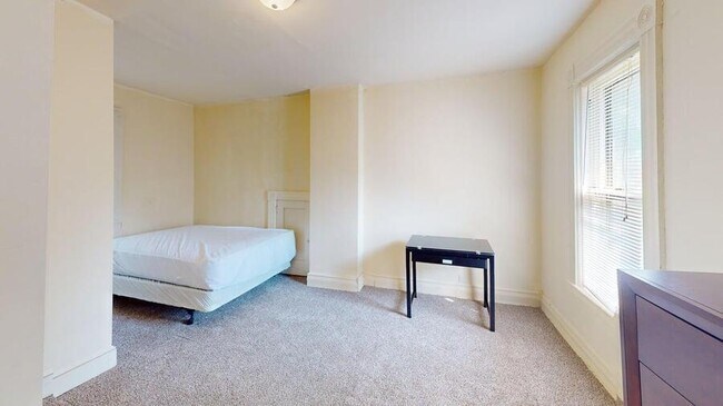 Foto del edificio - 319 Catherine St