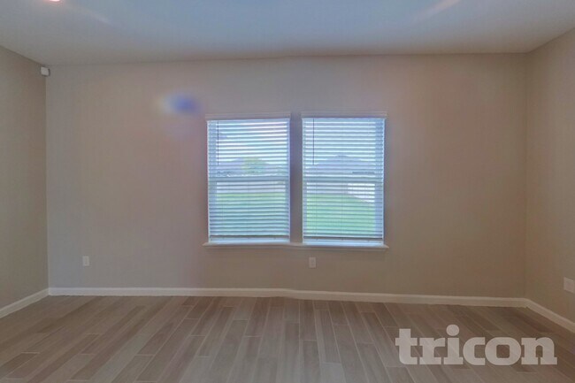 Foto del edificio - 9762 Lemon Grass Ln