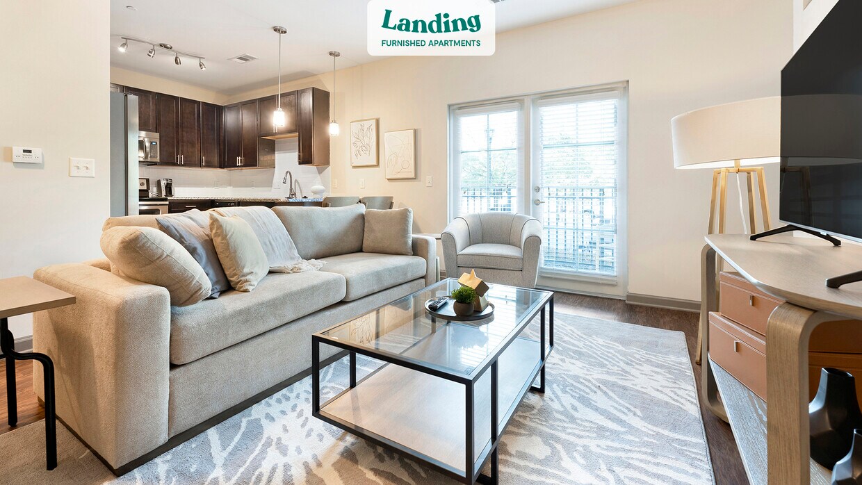 Foto principal - 211 River Landing Dr