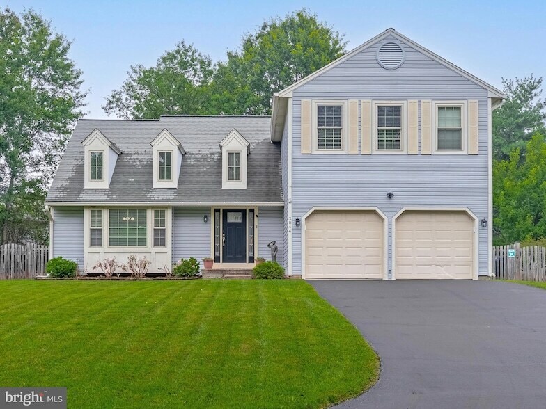 Foto principal - 3044 Emerald Chase Dr
