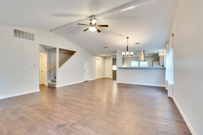 Building Photo - 9706 Moorberry St