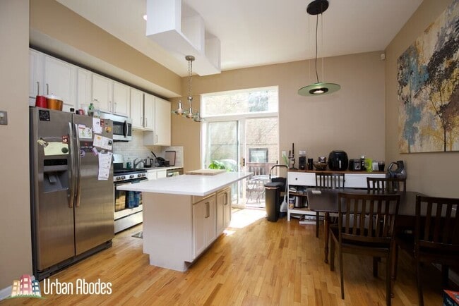 Foto del edificio - 2205 W Ohio St