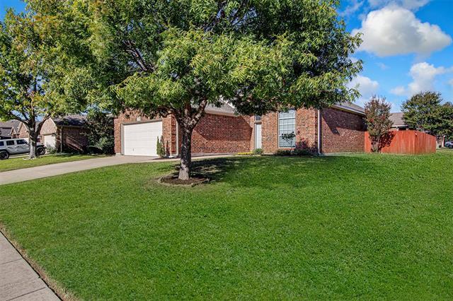 Building Photo - 828 Pebblecreek Dr