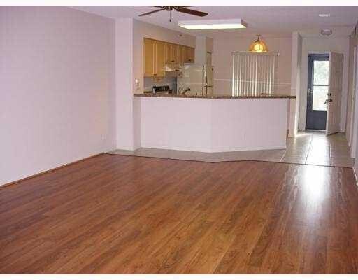 Foto del edificio - 2205 S Cypress Bend Dr