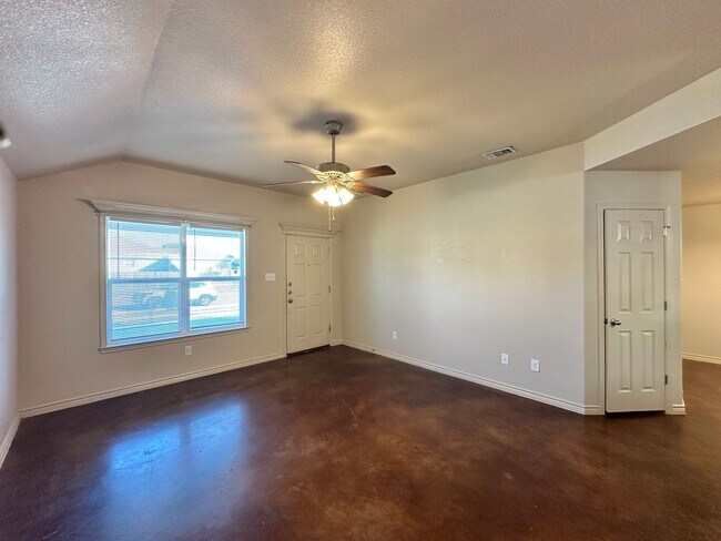 Foto del edificio - 1605 Powder River Dr