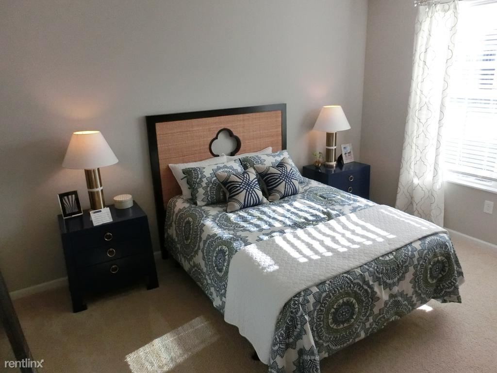Foto principal - 2881 Christopher John Drive