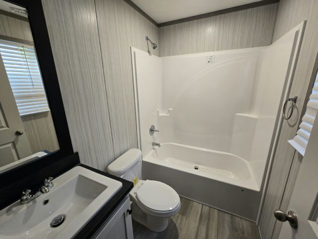 Foto del edificio - 103 Bardin Dr