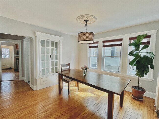 Foto del edificio - 62 Woods Ave