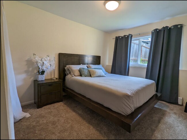 Foto del edificio - 8400 Owen Cir