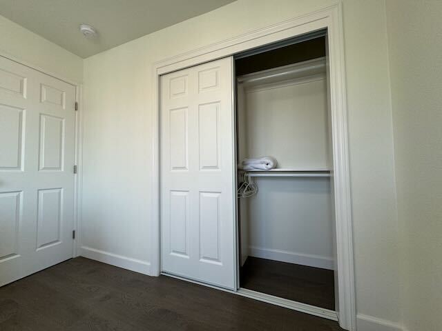 Building Photo - 5087 Tatra Dr