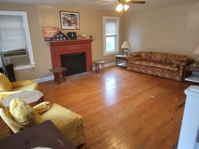 Photo - 561 Almena Ave House