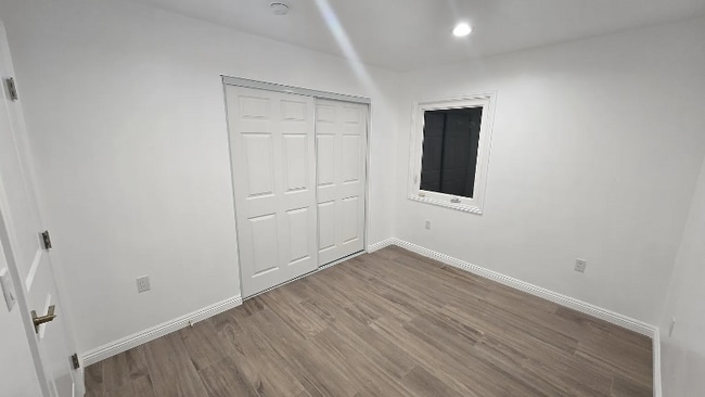 Foto del edificio - 9171 Stanford Ave