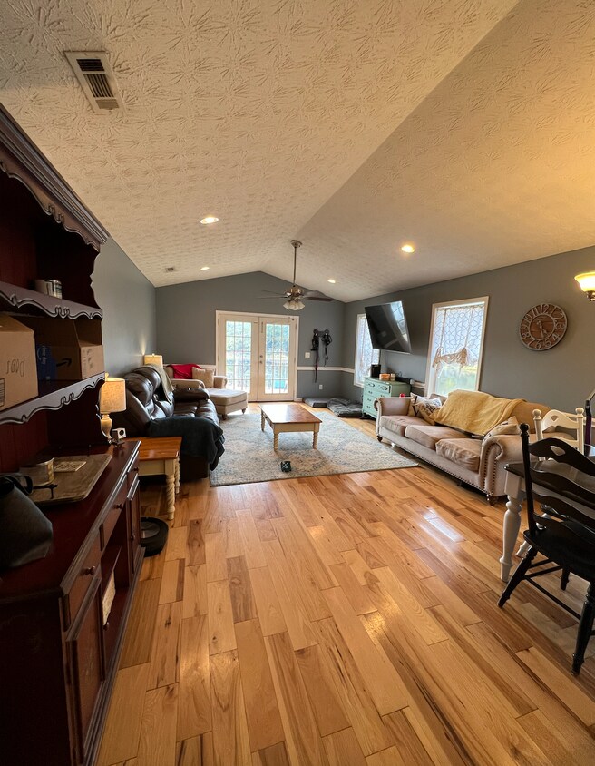 1145 Bell Cir, Madison, GA 30650 House Rental in Madison, GA