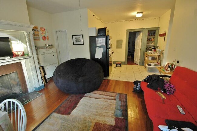 Foto del edificio - 116 Hemenway St